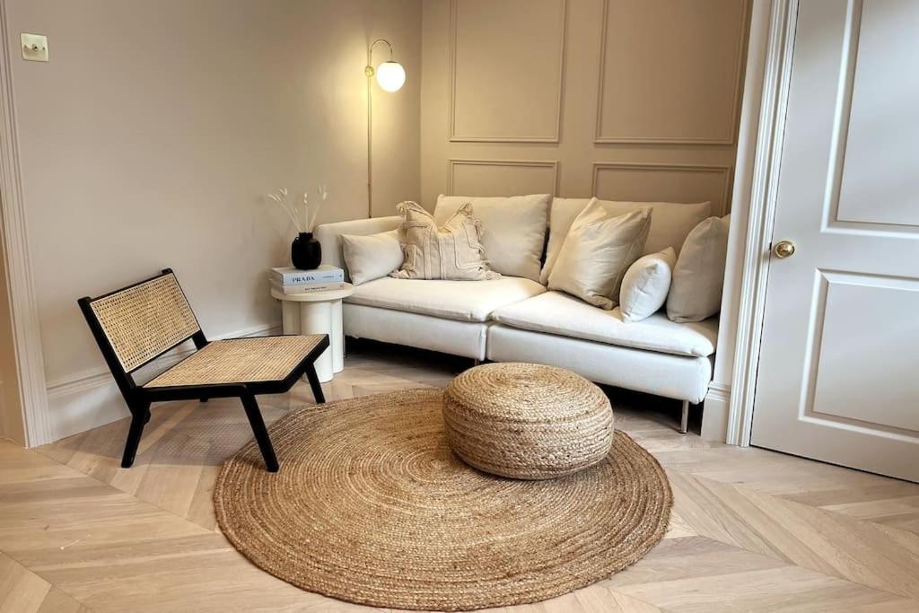 Courtyard Garden, Beautifully Finished Flat - Ba1 Appartamento Bath Esterno foto